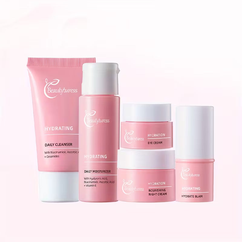 Travel Essential Hydrating Skincare Set