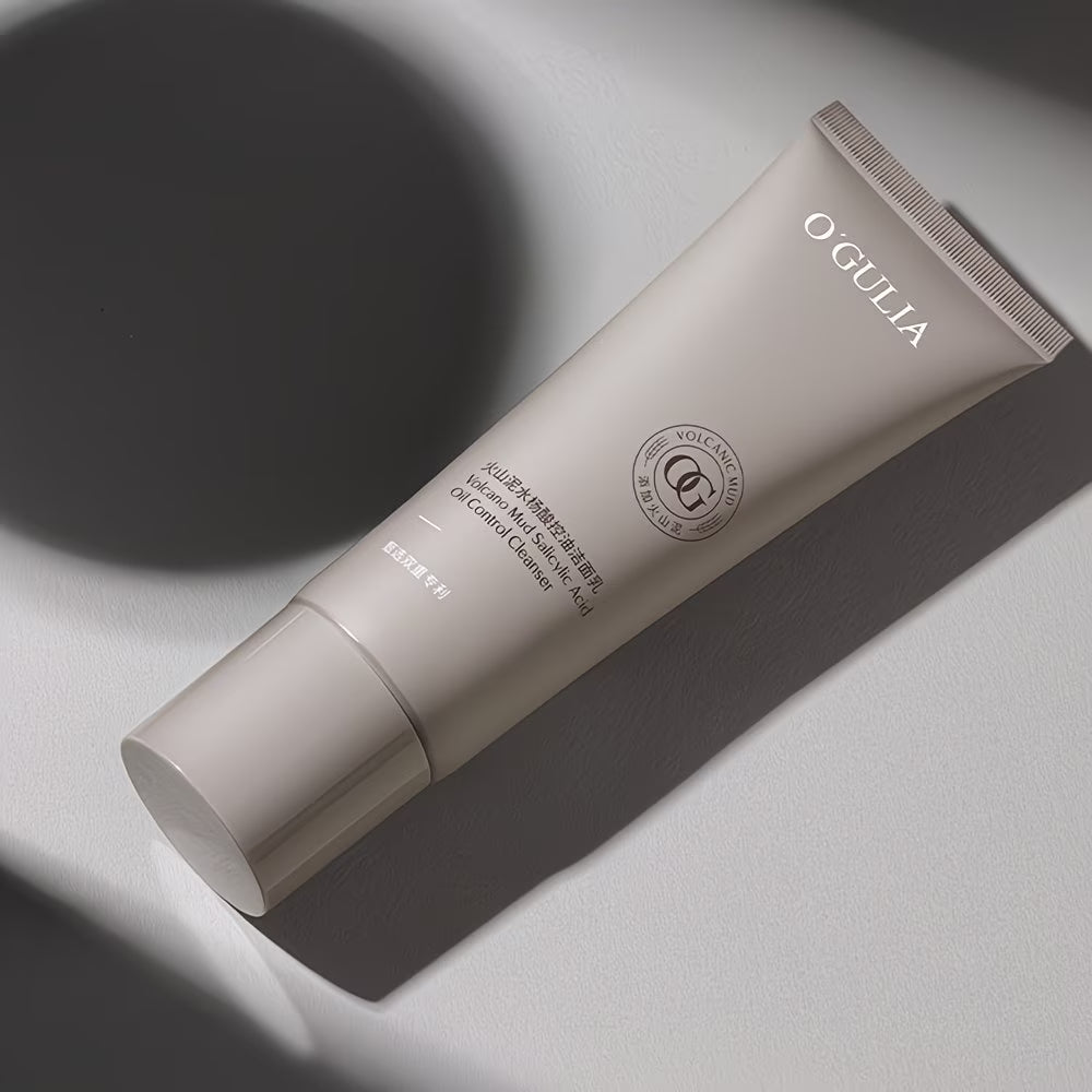 Volcanic Mud & Salicylic Acid Oil-Control Cleanser
