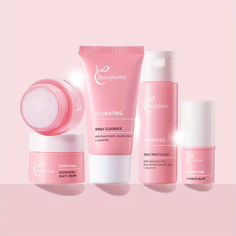 Travel Essential Hydrating Skincare Set