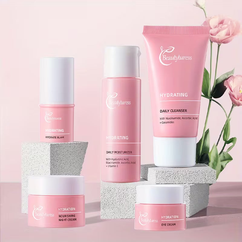 Travel Essential Hydrating Skincare Set